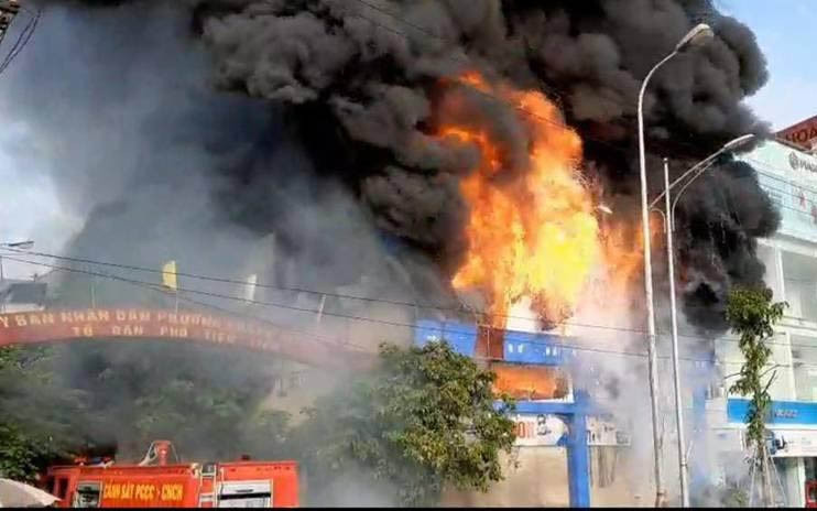 Hiện trường đám cháy