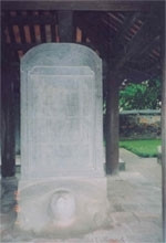 Những lời vàng trên đá