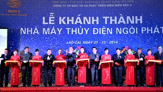 Cắt băng khánh thành Nhà máy thủy điện Ngòi Phát.