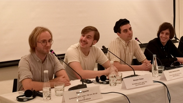 Bốn chàng trai tài năng trong ban nhạc nổi tiếng của Đức, Isolation Berlin chia sẻ về chuyến lưu diễn.