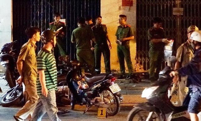 Hiện trường vụ các "hiệp sĩ" bị nhóm trộm cướp dùng hung khí chống trả làm năm người thương vong.