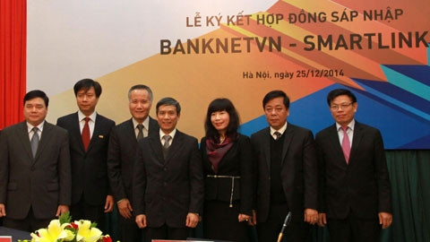 Ký hợp đồng sáp nhập Banknetvn và Smartlink