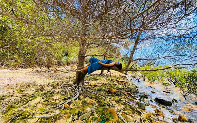 Mắc kẹt ở Côn Đảo trong "bão" Covid