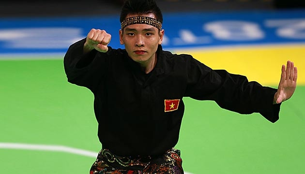 Hoàng Quang Trung trong bài thi chung kết Tunggal đơn nam. (ảnh: Hải Đăng)