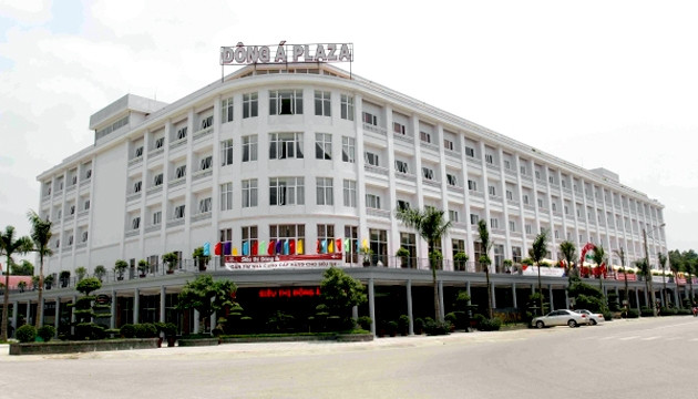 Công ty cổ phần Tập đoàn Khách sạn Đông Á chuyên kinh doanh dịch vụ khách sạn, nhà nghỉ ăn uống.