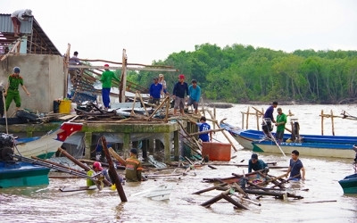 Nhiều căn nhà ở Kiên Giang chỉ còn lại đống đổ nát.