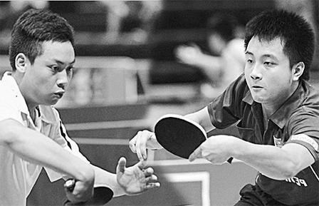 Lê Tiến Ðạt và Tô Ðức Hoàng.