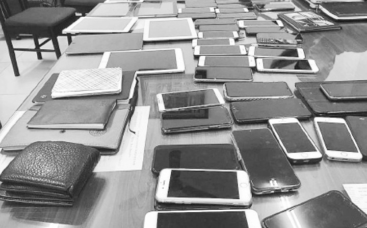 Tang vật dùng để tổ chức đánh bạc của các đối tượng.