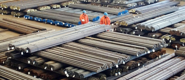 Trong giai đoạn hiện nay, việc đầu tư mới các nhà máy sản xuất thép xây dựng và một số sản phẩm cuối được khuyến cáo cần hết sức thận trọng, tránh rơi vào tình trạng khủng hoảng thừa.