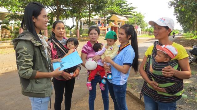 Ngoài các kiến thức chăm sóc sức khỏe bà mẹ, trẻ em được cán bộ y tế địa phương tuyên truyền trực tiếp, hiện nay các bà mẹ ở thành phố Buôn Ma Thuột có thể vào trang Facebook có tên “Chăm sóc thiết yế