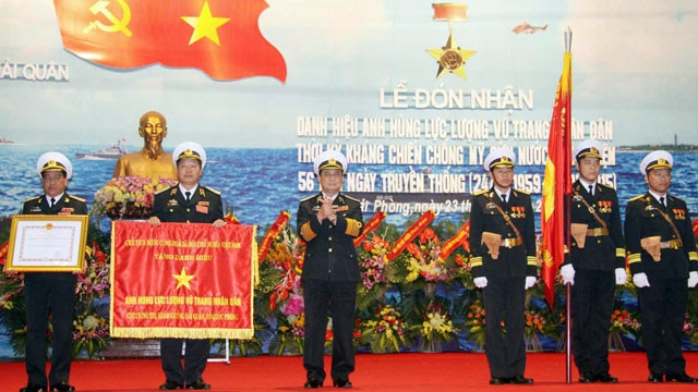 Cục Chính trị Hải quân đón nhận danh hiệu Anh hùng lực lượng vũ trang nhân dân 