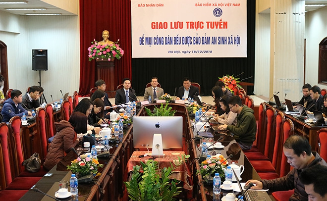 Giao lưu trực tuyến “Để mọi công dân đều được bảo đảm an sinh xã hội”