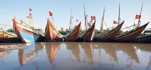 Bến thuyền Lạch Vạn, Nghệ An. Ảnh: Trung Phong