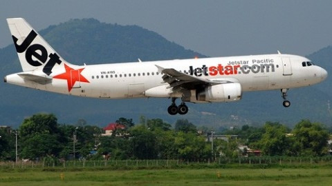 Phạt vi phạm hành chính kíp trực không lưu tại sân bay Vinh