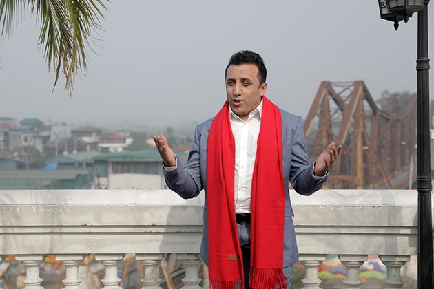 Ca sĩ Thổ Nhĩ Kỳ ra mắt MV bằng tiếng Việt