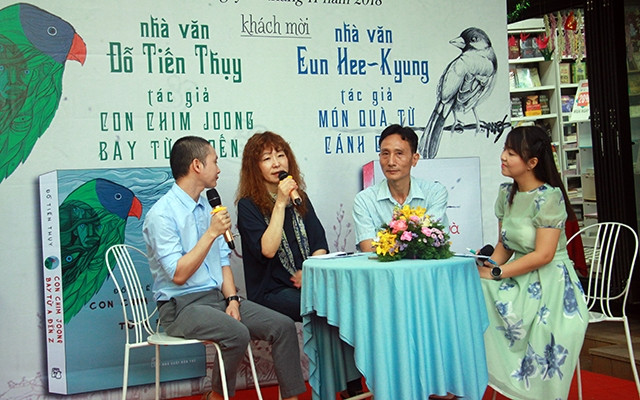 Hàn Quốc thường xuyên tổ chức các chương trình giao lưu với các nhà văn của xứ sở Kim chi được yêu mến.