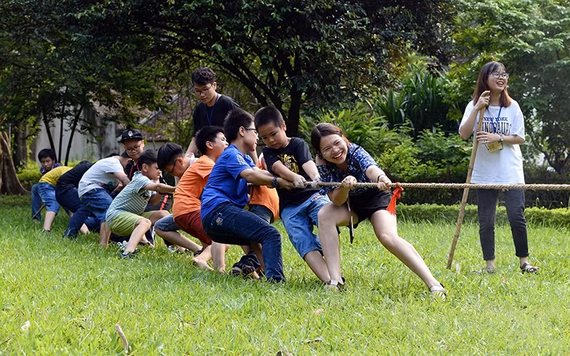 Xây dựng môi trường sống lành mạnh, thân thiện góp phần giải tỏa áp lực cuộc sống.