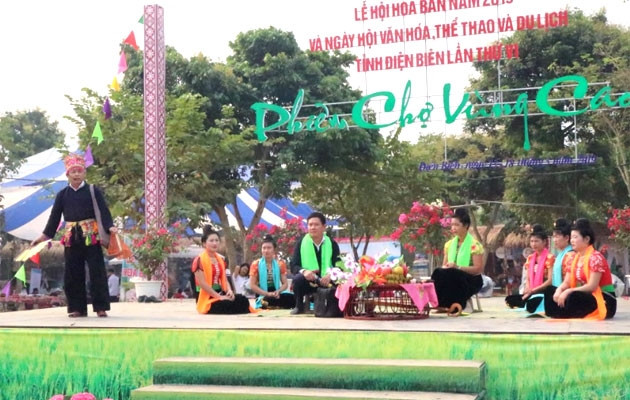 Trích đoạn cúng trong Lễ hội Xên Mường của dân tộc Thái trắng xã Mường Mùn, huyện Tuần Giáo.