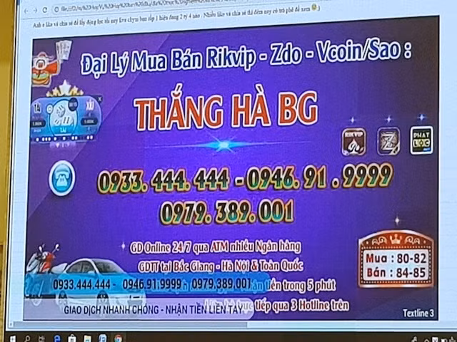 Banner quảng cáo đánh bạc trực tuyến Rikvip của các đại lý.