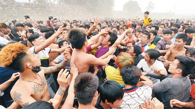 Phản cảm hội Phết Hiền Quan.