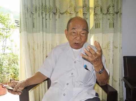 Ông Trần Văn Khá, nguyên Chánh Văn phòng Tỉnh ủy Chợ Lớn kể chuyện.