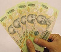 Giá trị VNĐ tiếp tục… lệch