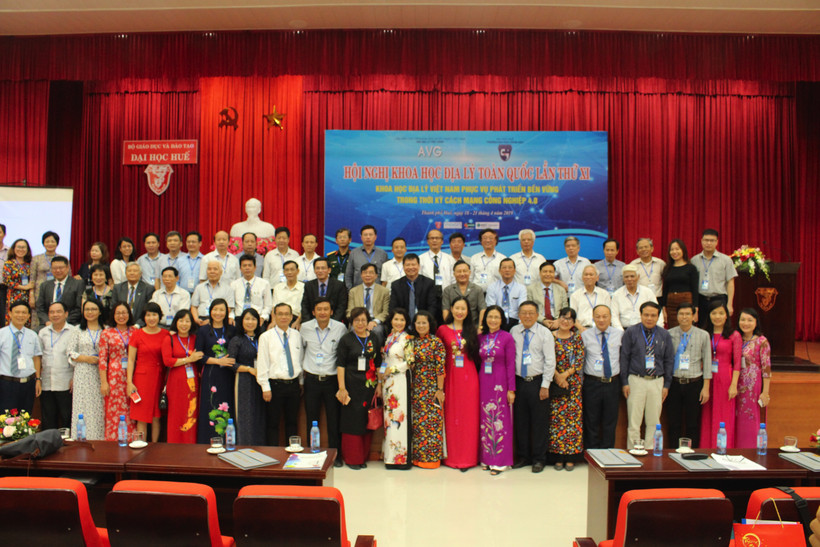 Nhà khoa học địa lý cần định hướng cho sự phát triển công nghệ