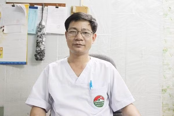 Ông Nguyễn Ngọc Vinh thừa nhận bệnh viện trao nhầm con cách đây 6 năm. 