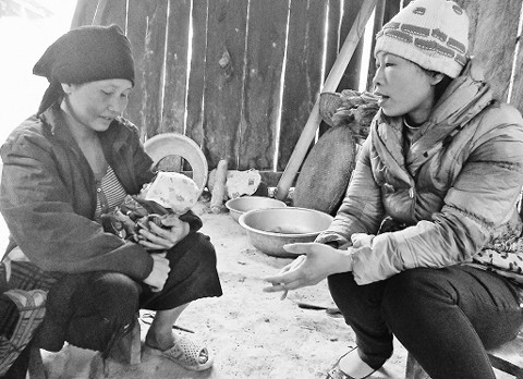 Tuy đã nhiều tuổi nhưng người phụ nữ này vẫn sinh con lần thứ bảy. 