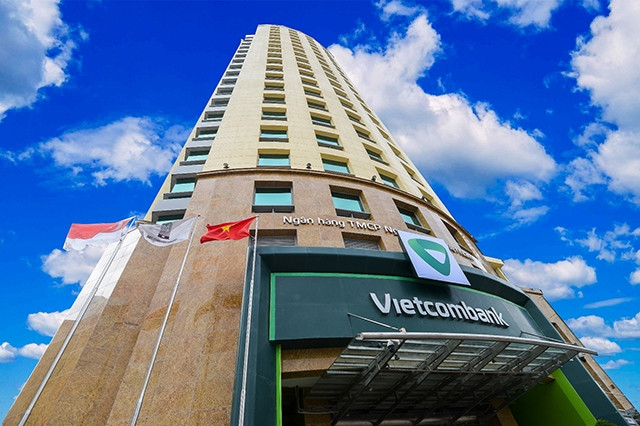 Vietcombank và FWD chính thức triển khai hợp tác độc quyền phân phối bảo hiểm qua ngân hàng