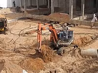 Bình Thuận: Di chuyển "lâu đài trên cát" nặng 1.500 tấn