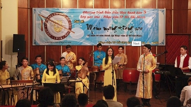 Học viên ngành Âm nhạc dân tộc tại Nhạc viện TP Hồ Chí Minh nhận được nhiều ưu đãi về học phí.
