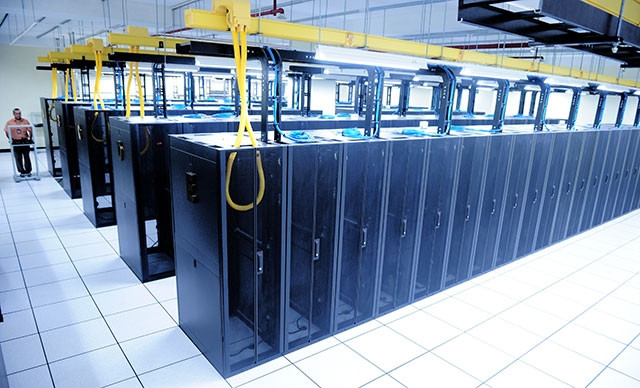 Hệ thống thiết bị lưu trữ dữ liệu tại Trung tâm dữ liệu của Viettel IDC.