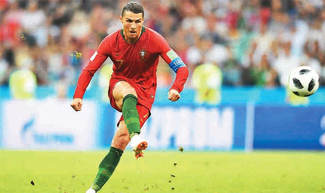 CR7 vẫn tràn đầy sinh lực ở tuổi 33.