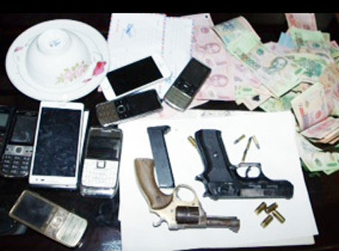 Tang vật vụ đánh bạc.