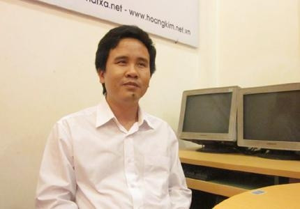 Chàng cử nhân khiếm thị mở tiệm tẩm quất