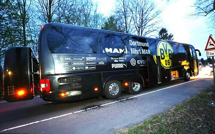 Mong manh “lằn ranh đỏ”