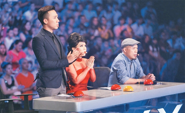 Trấn Thành, Việt Hương, Huy Tuấn - Bộ ba giám khảo của chương trình Tìm kiếm tài năng 2016.