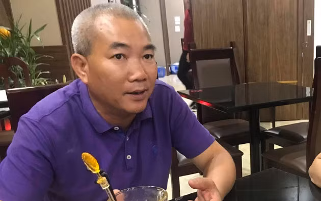 Đạo diễn Danh Dũng của phim "Về nhà đi con" có tên trong danh sách trao tặng danh hiệu NSƯT lần này.