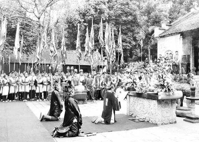 Lễ hội đền Bà Triệu (huyện Hậu Lộc, tỉnh Thanh Hóa).