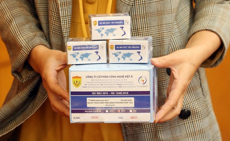 Bộ kít xét nghiệm Covid-19 của Việt Nam.