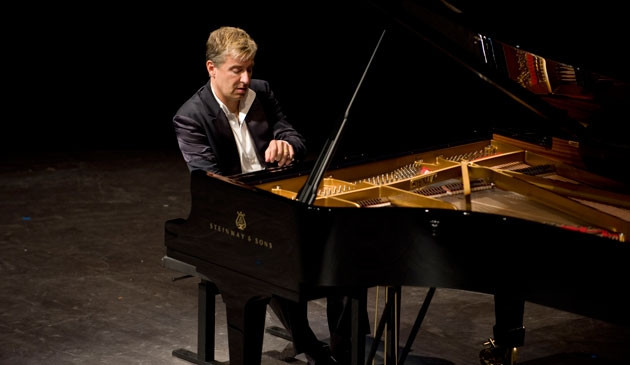 Nghệ sĩ dương cầm Jean Yves Thibaudet.