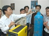 Thầy và trò
Trường cao đẳng nghề LILAMA 2.