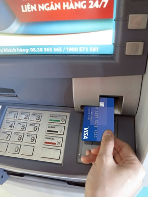 ABBANK triển khai dịch vụ thanh toán tiền điện qua ATM.