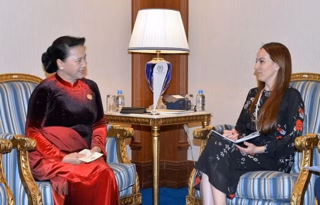 Chủ tịch Quốc hội Nguyễn Thị Kim Ngân hội kiến Chủ tịch Liên minh IPU Gabriela Cuevas Barron. (Ảnh: TTXVN)