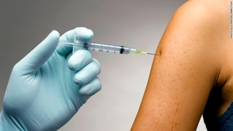 Vắc-xin phòng sởi, quai bị, rubella không gây bệnh tự kỷ (Ảnh: CNN)