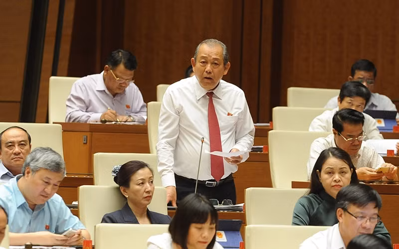 Phó Thủ tướng Thường trực Chính phủ Trương Hòa Bình tham gia giải trình tại phiên chất vấn. Ảnh: TRẦN HẢI.