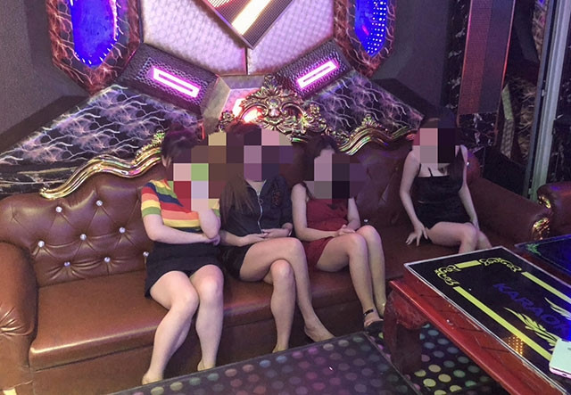 Phát hiện 14 thanh niên sử dụng ma túy tại quán karaoke