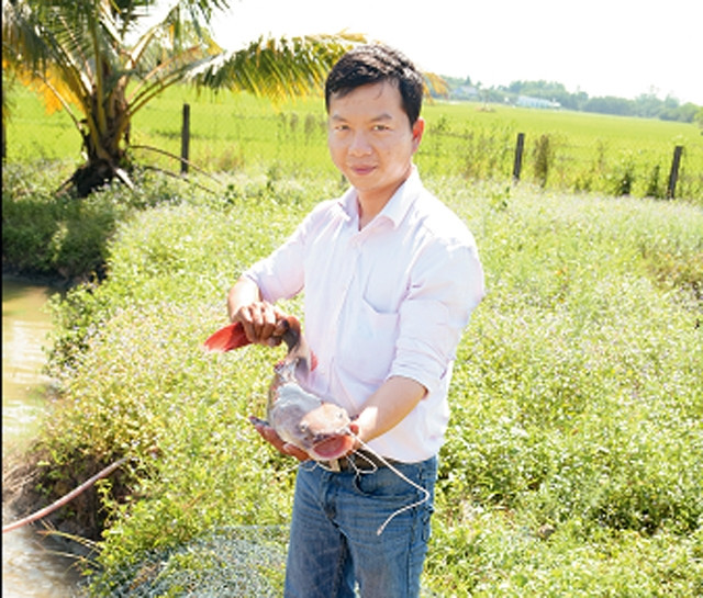 Nguyễn Trung Hiếu, một trong những công dân trẻ tiêu biểu của thành phố năm 2016.