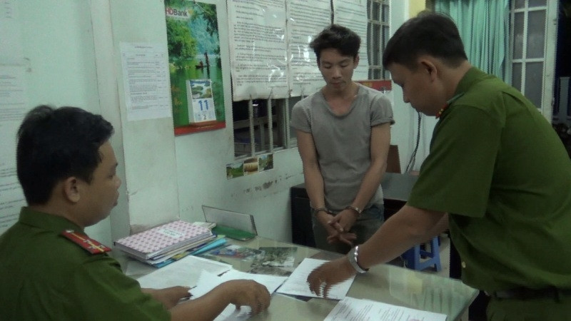 “Sát thủ” Khưu Văn Minh tại cơ quan điều tra.